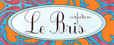 Monika's Macarons by Le Bris Confections logo