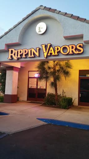 Rippin Vapors #2 logo